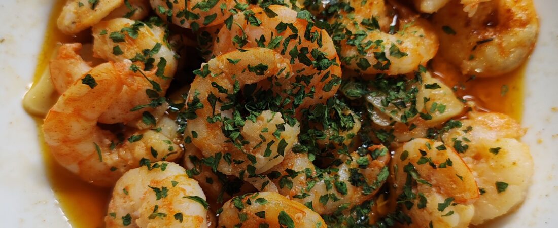 Gambas al ajillo: receta tradicional española fácil y rápida