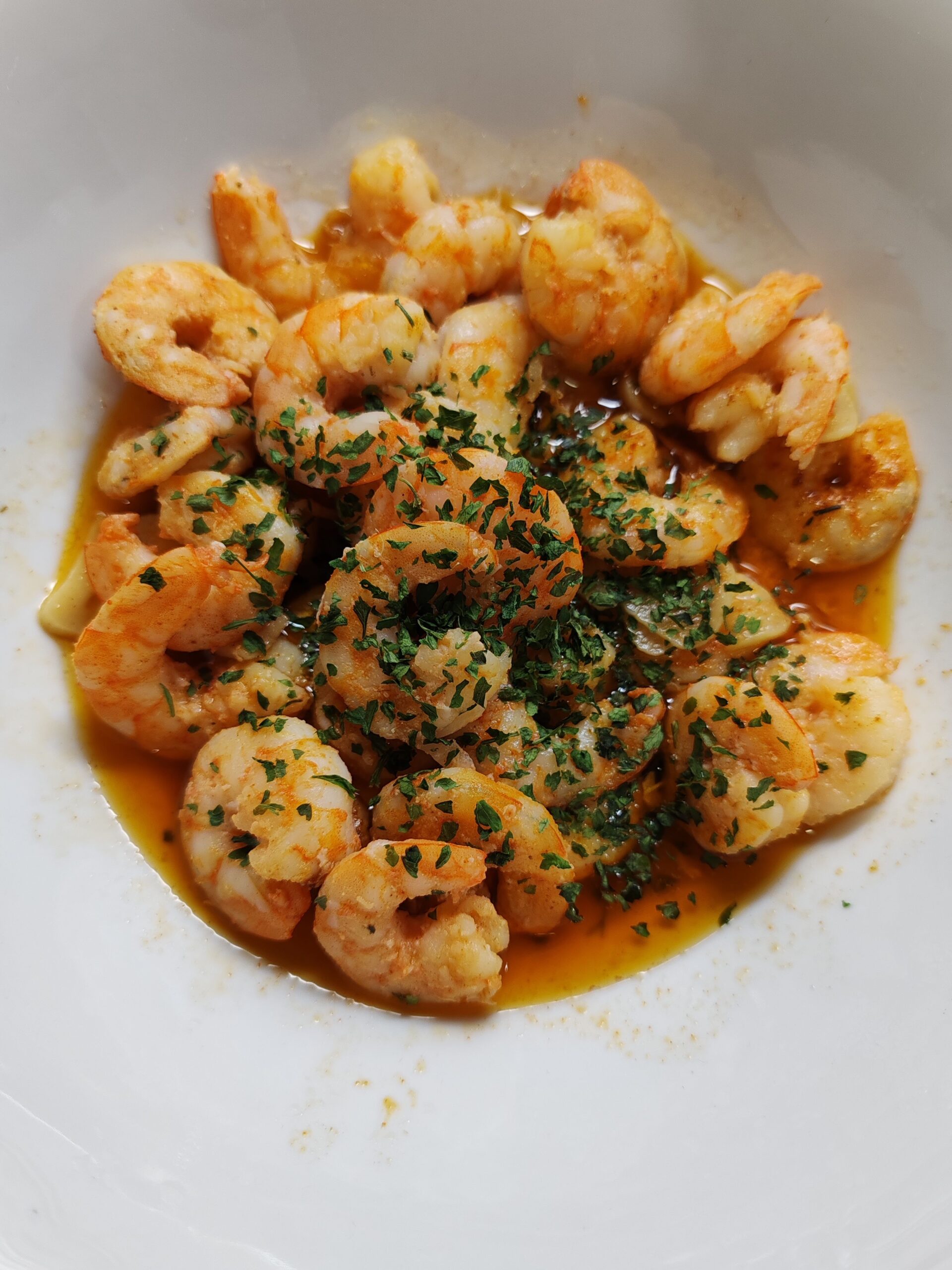 Gambas al ajillo: receta tradicional española fácil y rápida